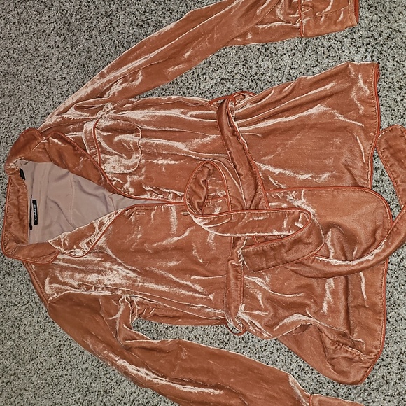 Scotch & Soda Soft Salmon Pink Velvet Belted Jacket Sleep Top Anthropolgie M - Picture 8 of 9